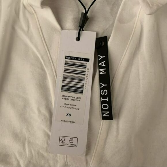 Noisy may women's size XS long sleeve crop top polo with v neck in white NWTs - Picture 5 of 7